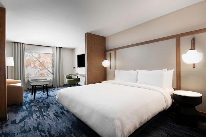 Room 16 of 25