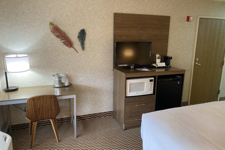 Red Sands Hotel