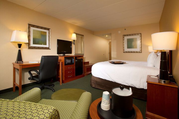 Room 6 of 26
