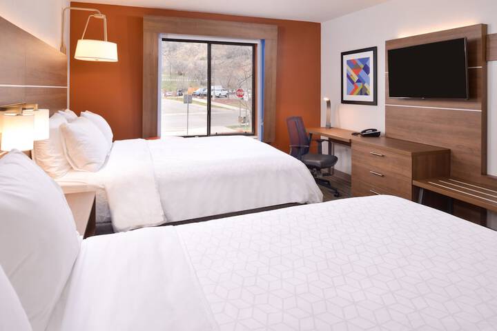 Holiday Inn Express Glenwood Springs by IHG