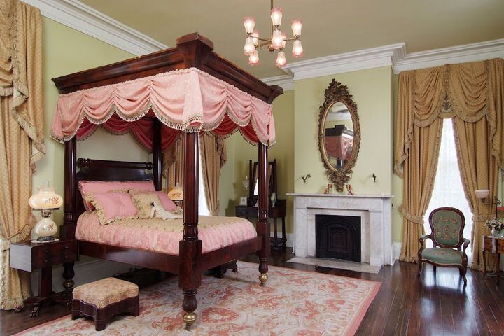Room 18 of 47