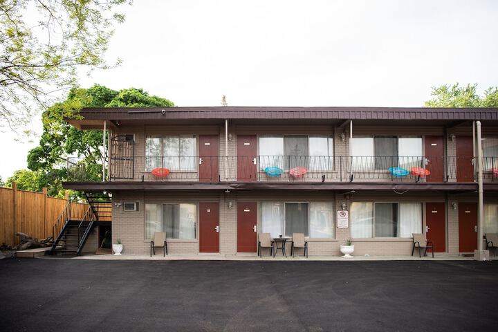 Hotel 10 of 90