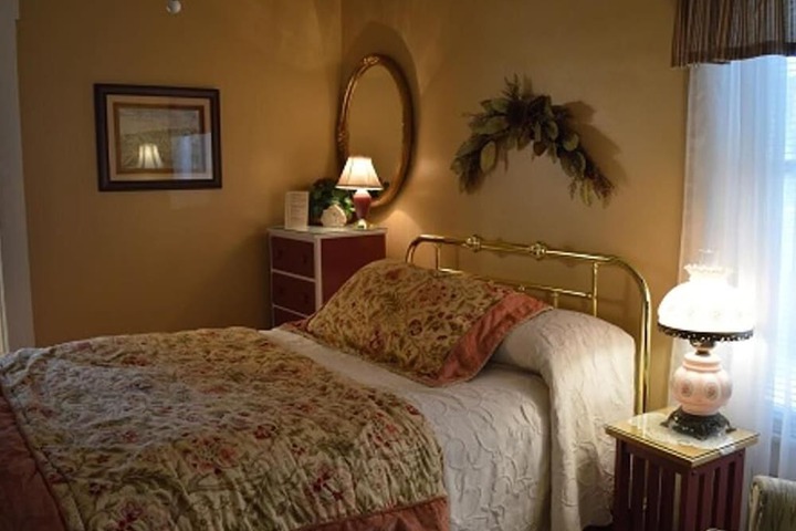 Room 19 of 113