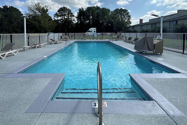 Pool 16 of 67