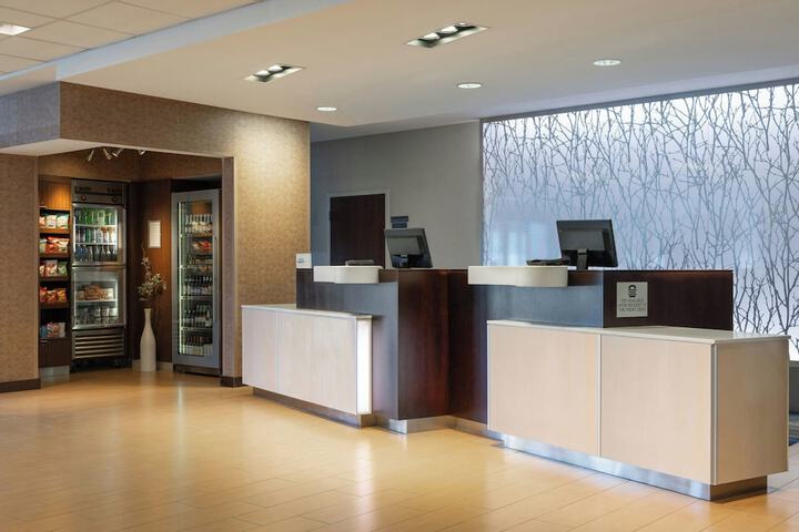 Fairfield Inn & Suites Springfield Northampton / Amherst