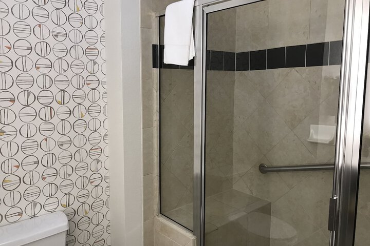 Room 17 of 51