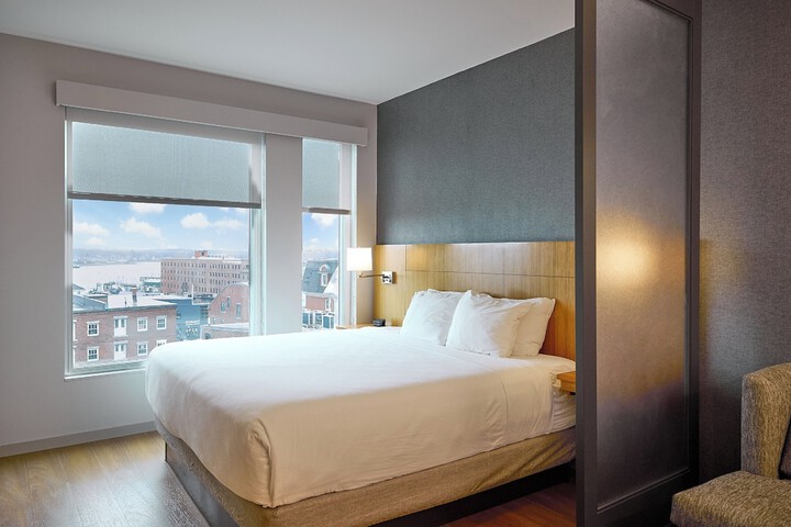Hyatt Place Portland Downtown - Old Port Square