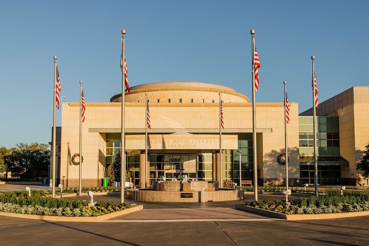 Holiday Inn Express & Suites Bryan - College Station by IHG