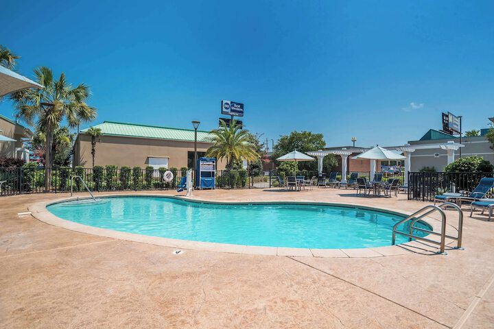 Best Western Flagship Inn