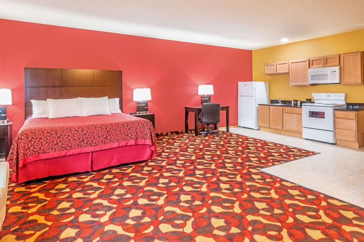 Room 16 of 21