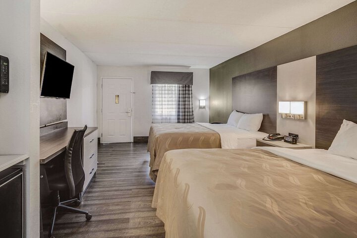 Room 15 of 43