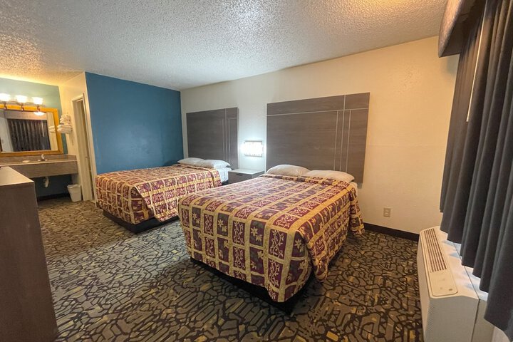 Room 7 of 15