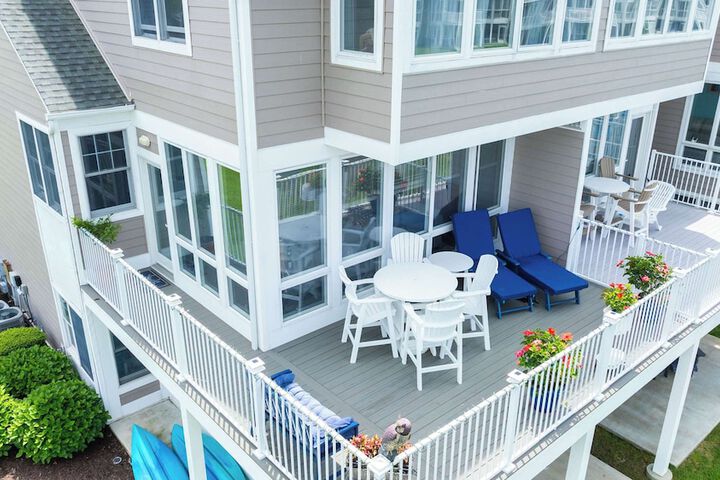 Whale of a Time Waterfront Stay for 10 With Resort-style Amenities