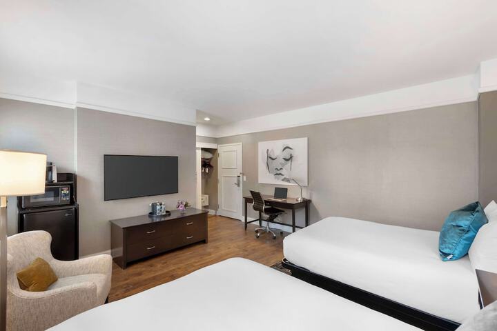 Room 22 of 70