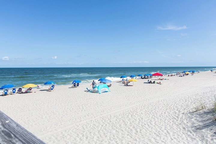 Golden Sands Carolina Beach Oceanfront Tapestry by Hilton