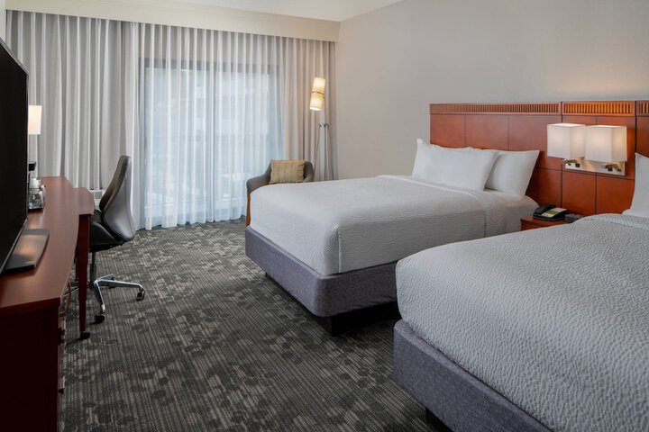 Room 9 of 25