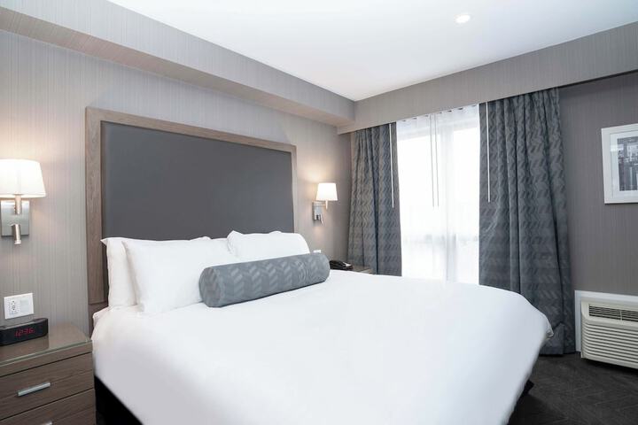 Sandman Signature St. Johns Hotel