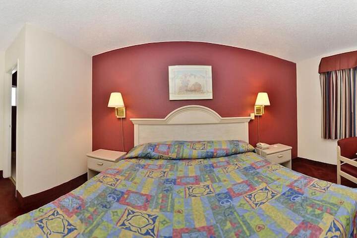 Room 26 of 39