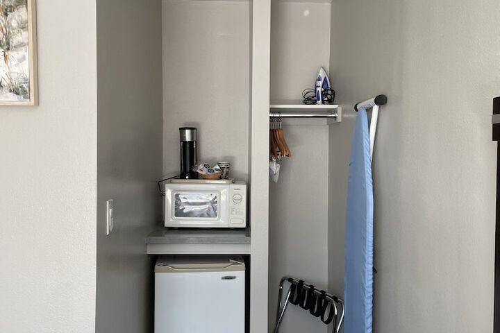 Room 26 of 34
