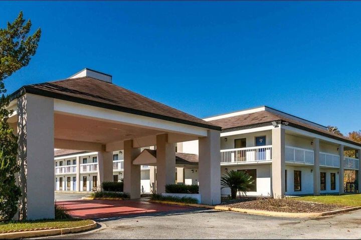 Hotel 3 of 45