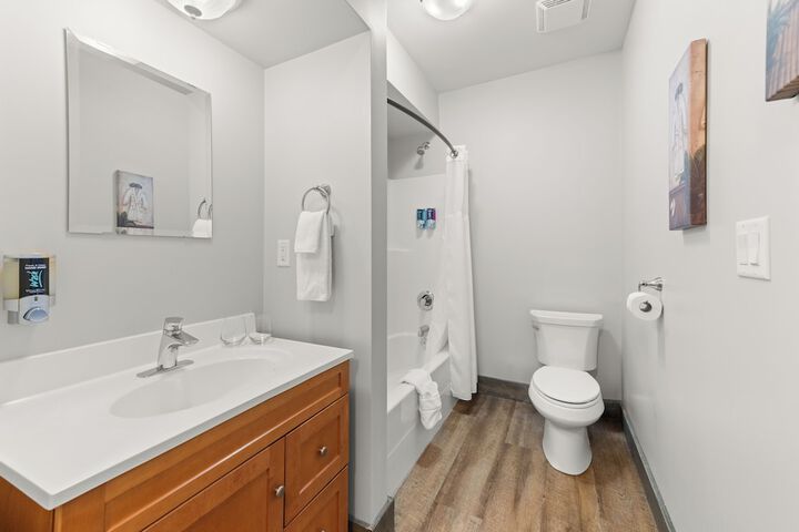 Room 41 of 46