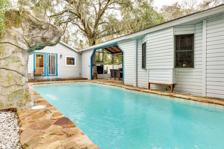 Mt Dora Couples Retreat w / Shared Pool!