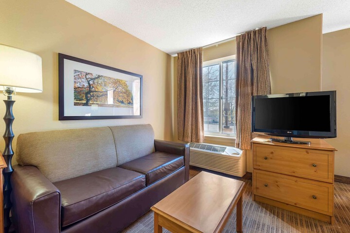 Room 14 of 34