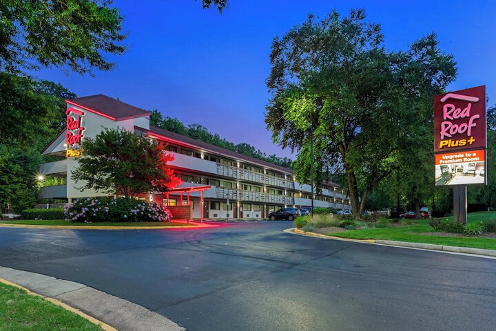 Hotel 2 of 32