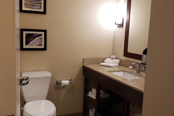 Comfort Inn & Suites Sidney I-80