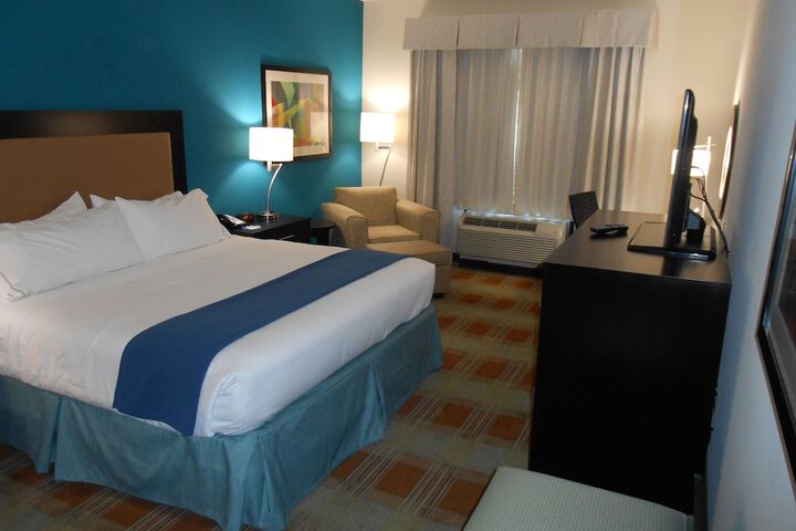 Room 22 of 36
