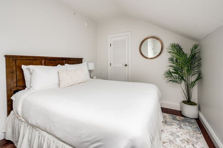 Room 20 of 39