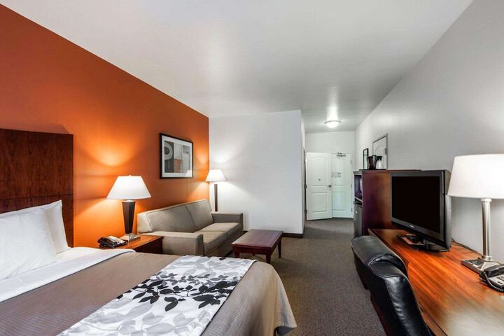 Room 30 of 57