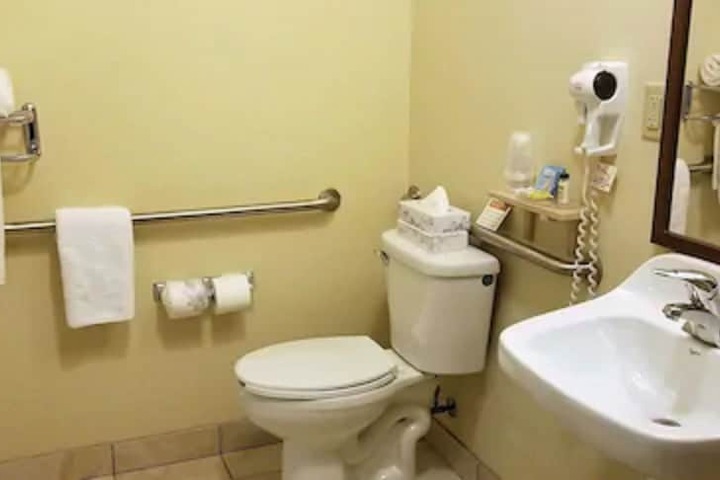 Room 18 of 31