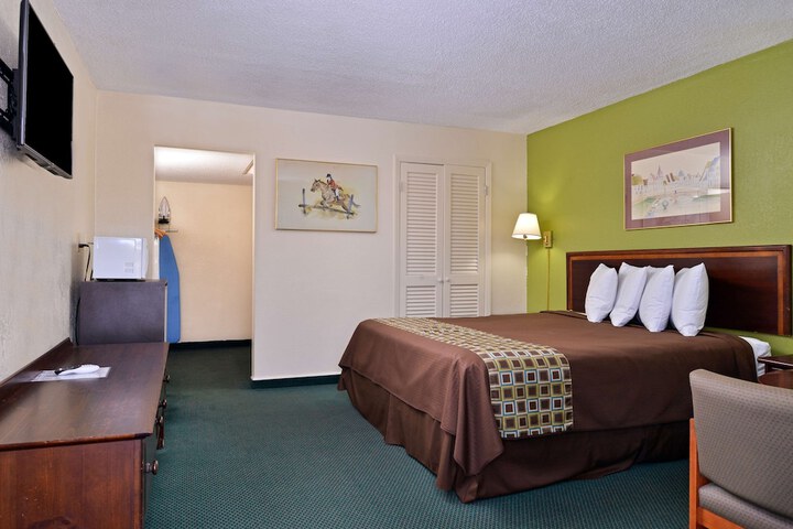 Room 20 of 21
