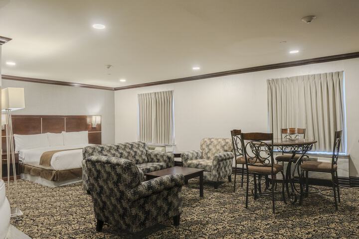Room 10 of 23