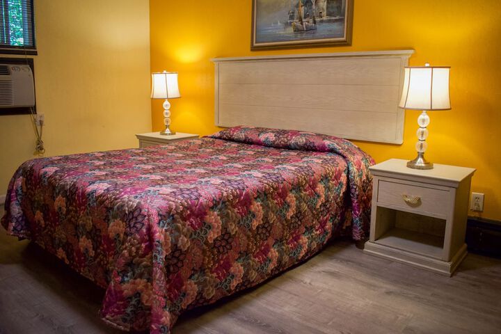 Room 21 of 47