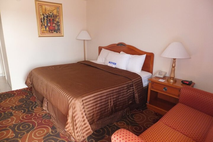 Room 16 of 20