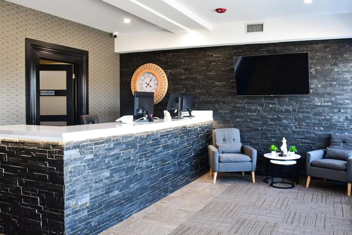 Big Bird Inn Wawa SureStay Collection by Best Western