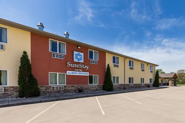 Hotel 5 of 35