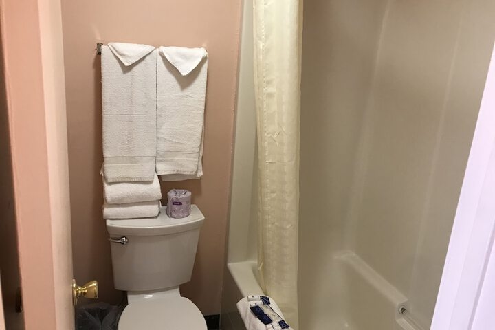 Room 15 of 25
