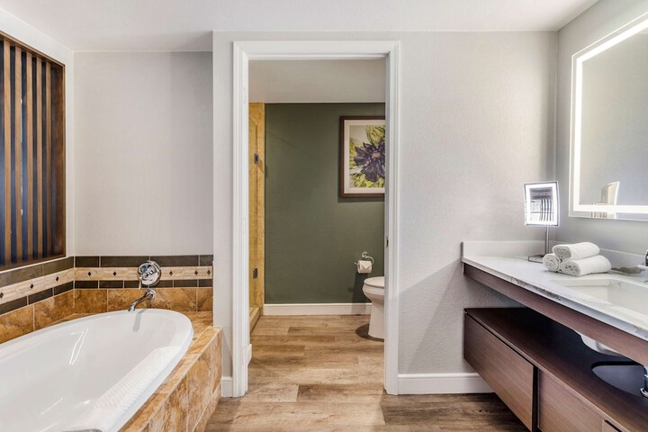 Room 20 of 30