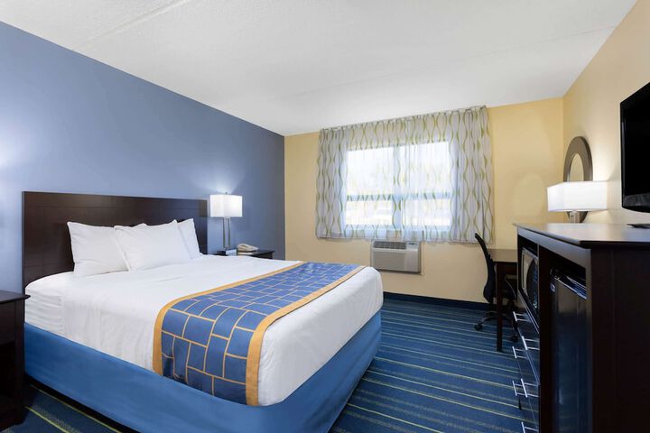 Room 20 of 23