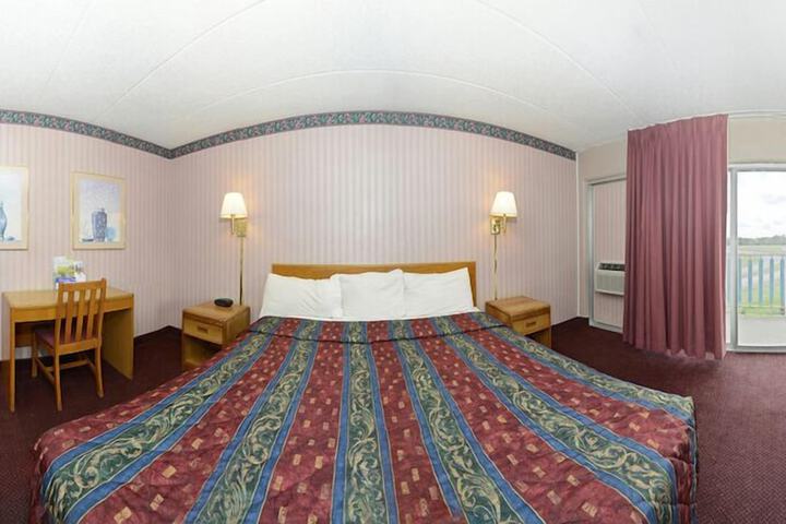 Room 20 of 36