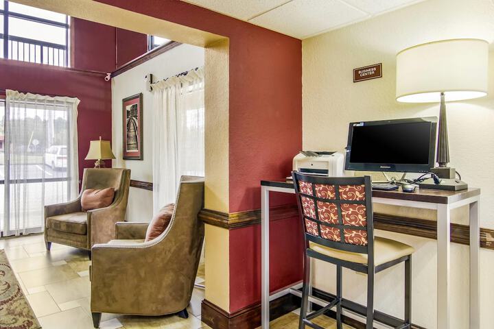 Quality Inn Stone Mountain