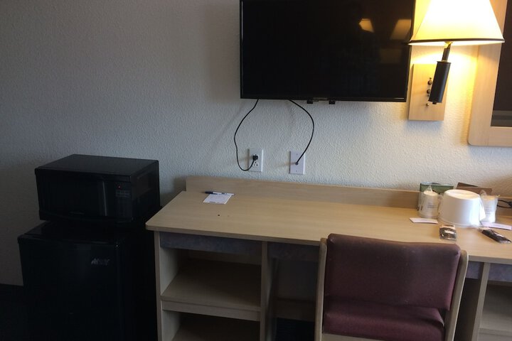 Room 21 of 35
