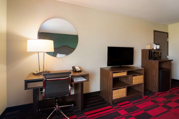Room 12 of 29