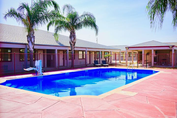 Pool 3 of 34