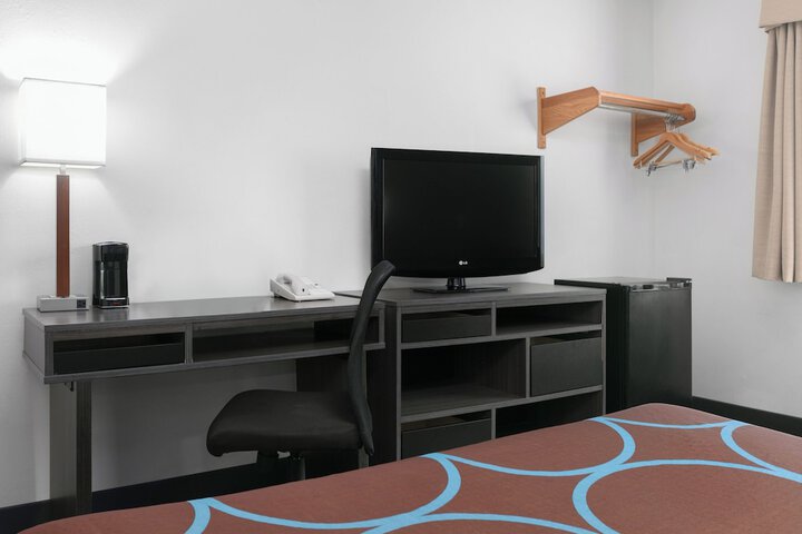 Room 29 of 59