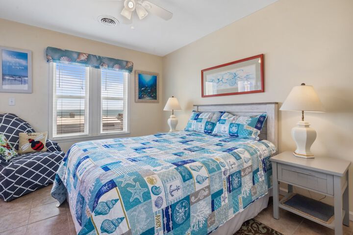 Room 17 of 28