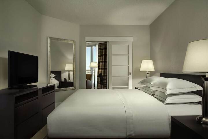 Room 17 of 101